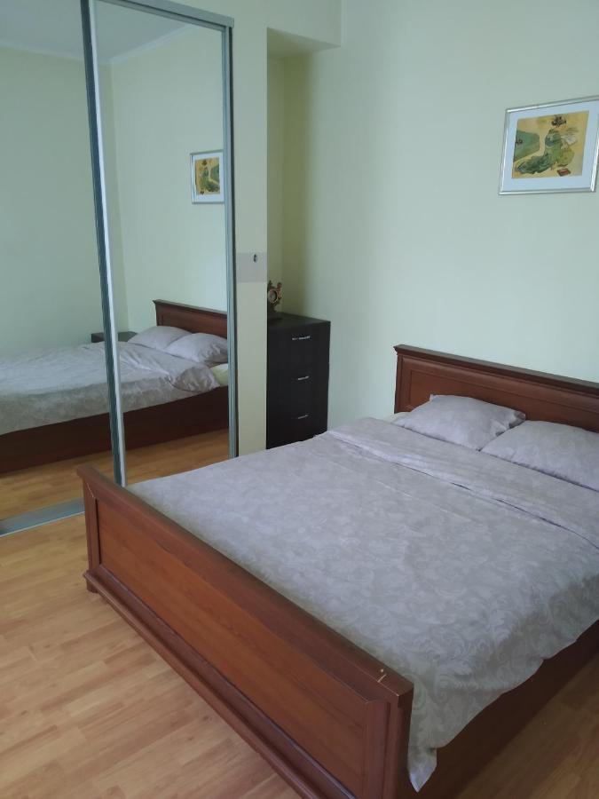 Park House Villa Rivne Ngoại thất bức ảnh